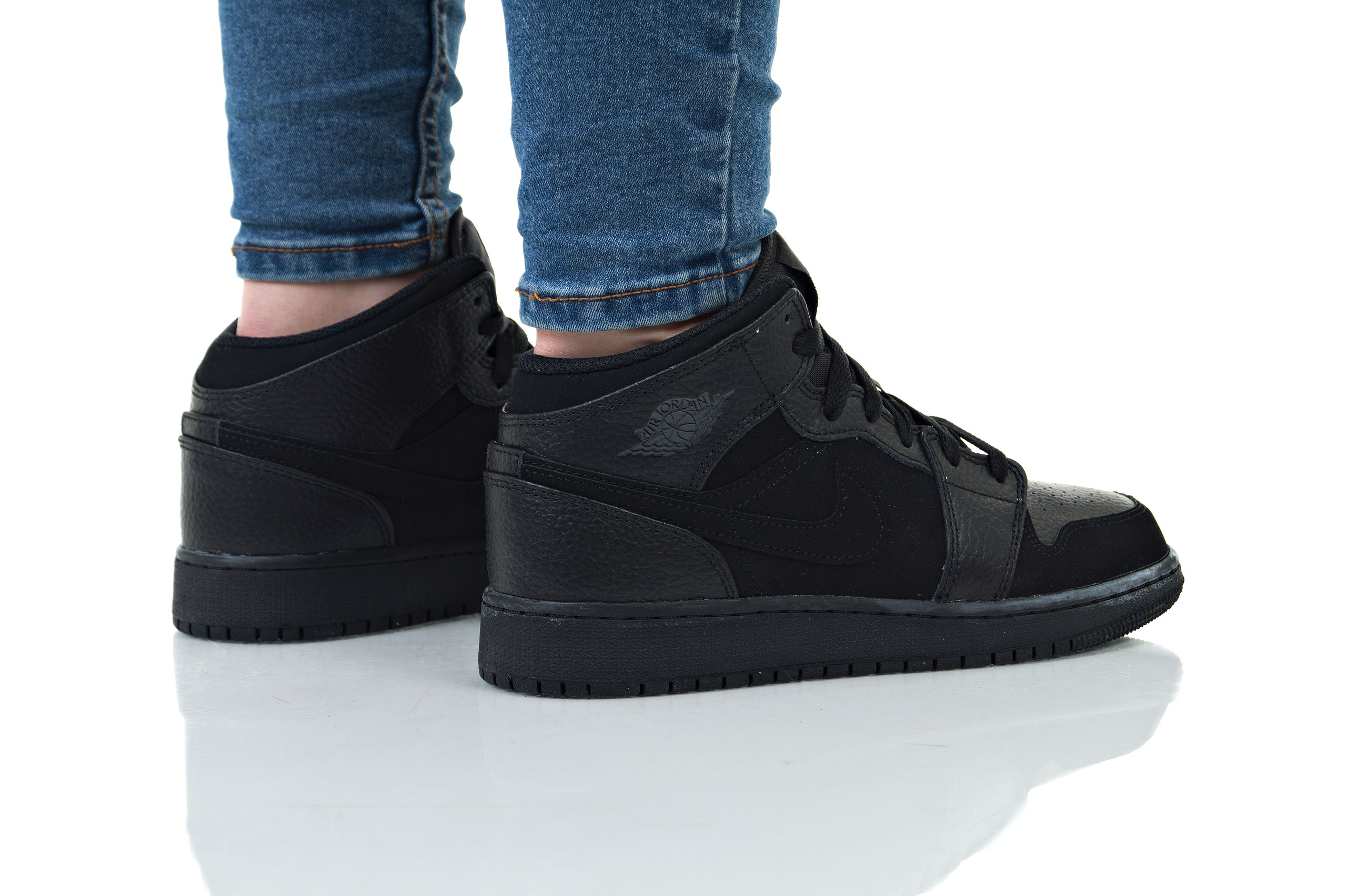 Shoes Nike AIR JORDAN 1 MID (GS) 554725-064 | immi b2b