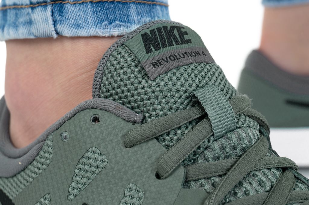 nike revolution 4 green